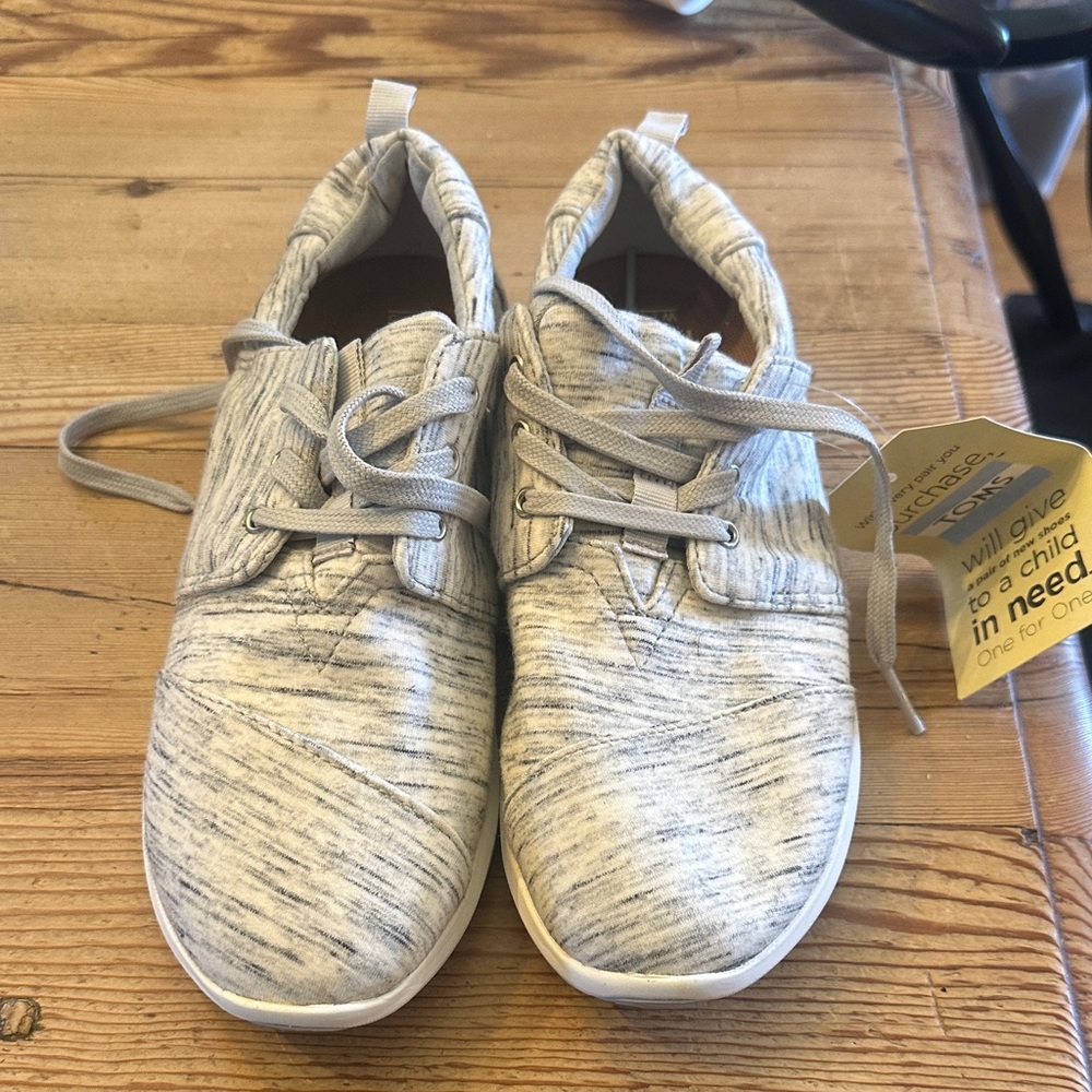 Toms Light Gray Women's Sneakers